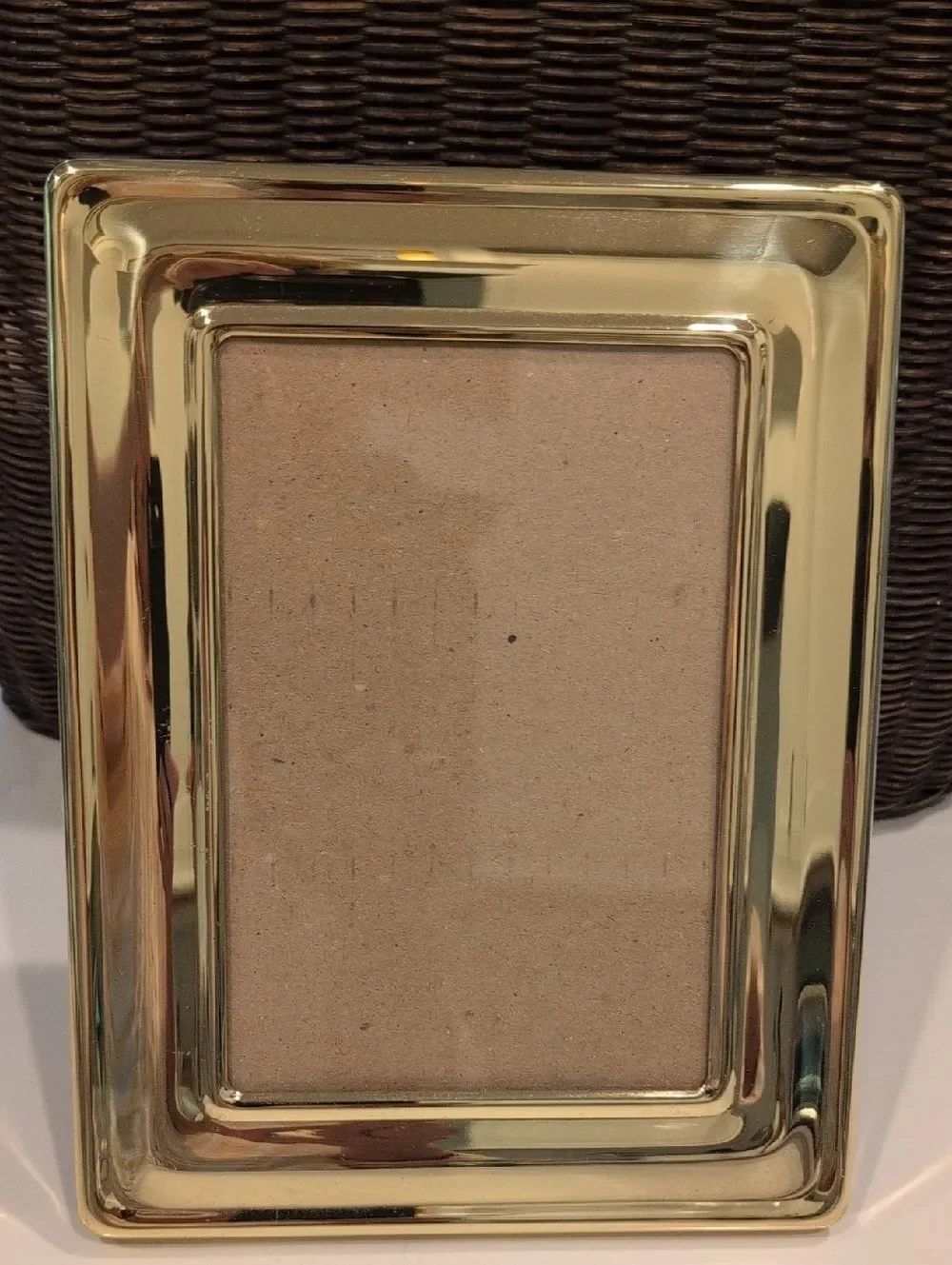 Classic Vintage Gold Photo Frame - Elegant Home Accent 4.25 x 6.5 Photo Opening
